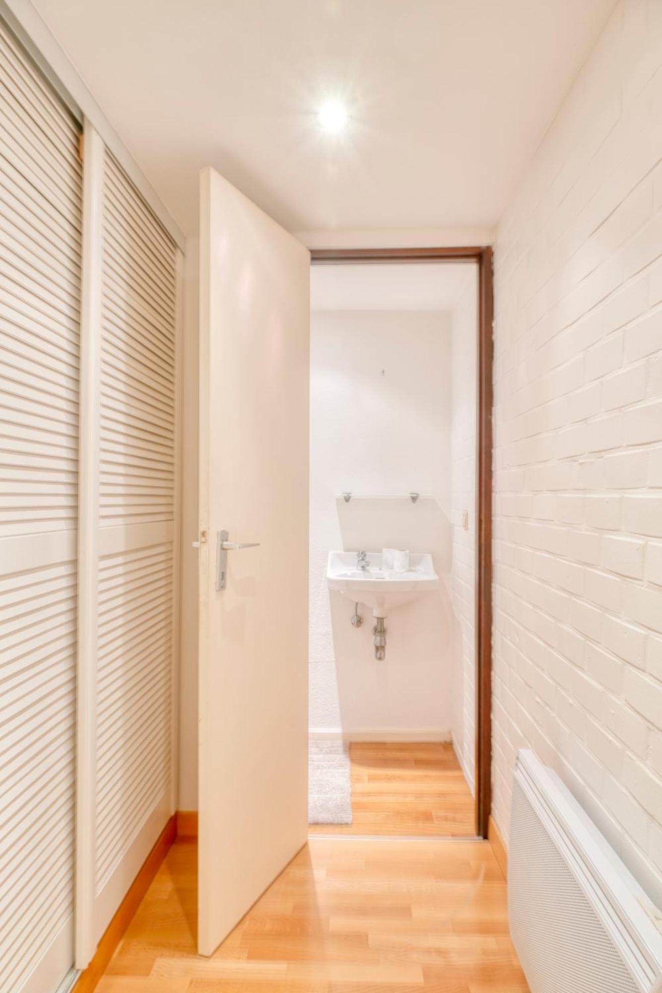 Spacious Duplex With Beautiful View Near The Sea コクセッド エクステリア 写真