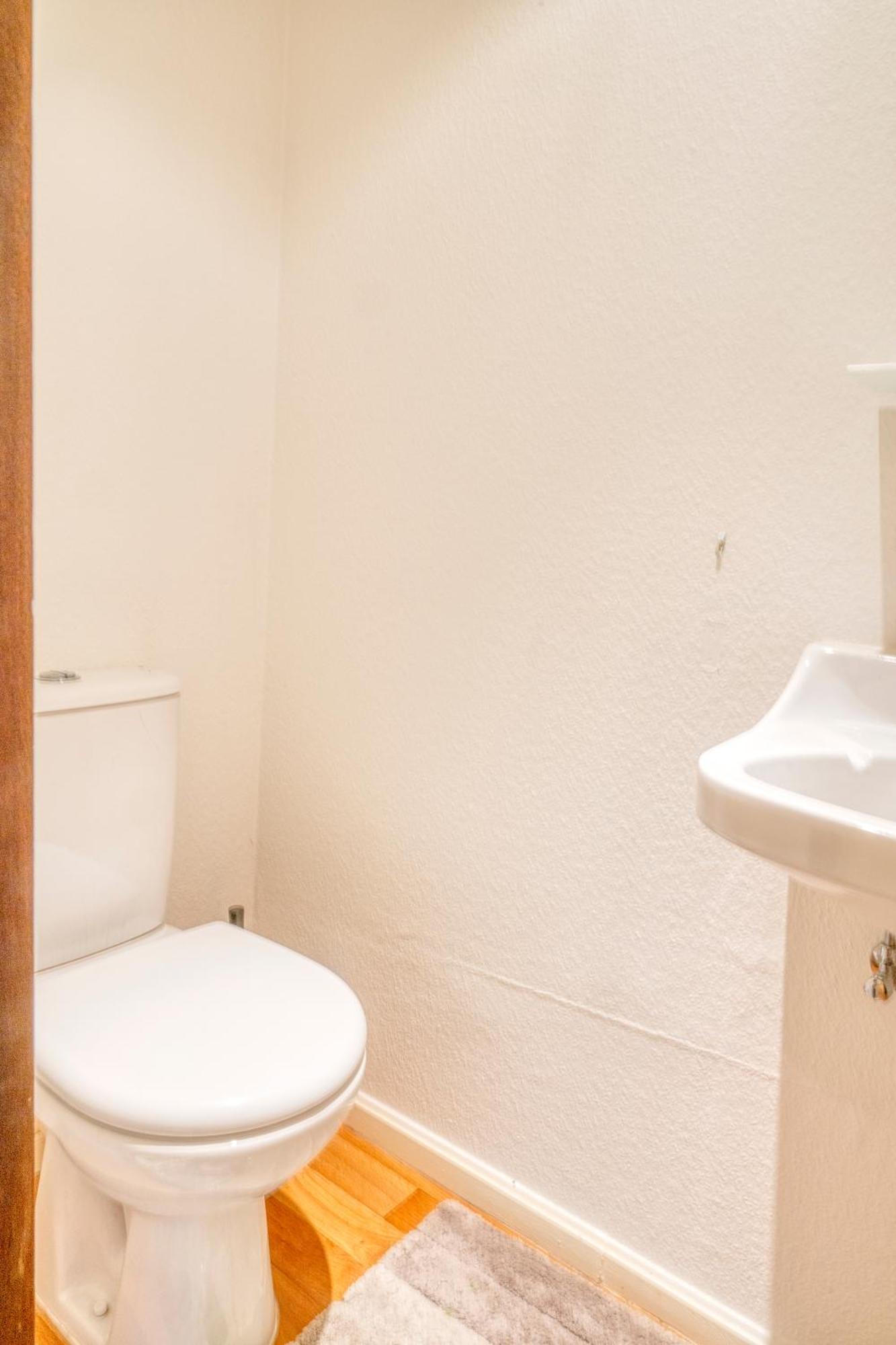 Spacious Duplex With Beautiful View Near The Sea コクセッド エクステリア 写真