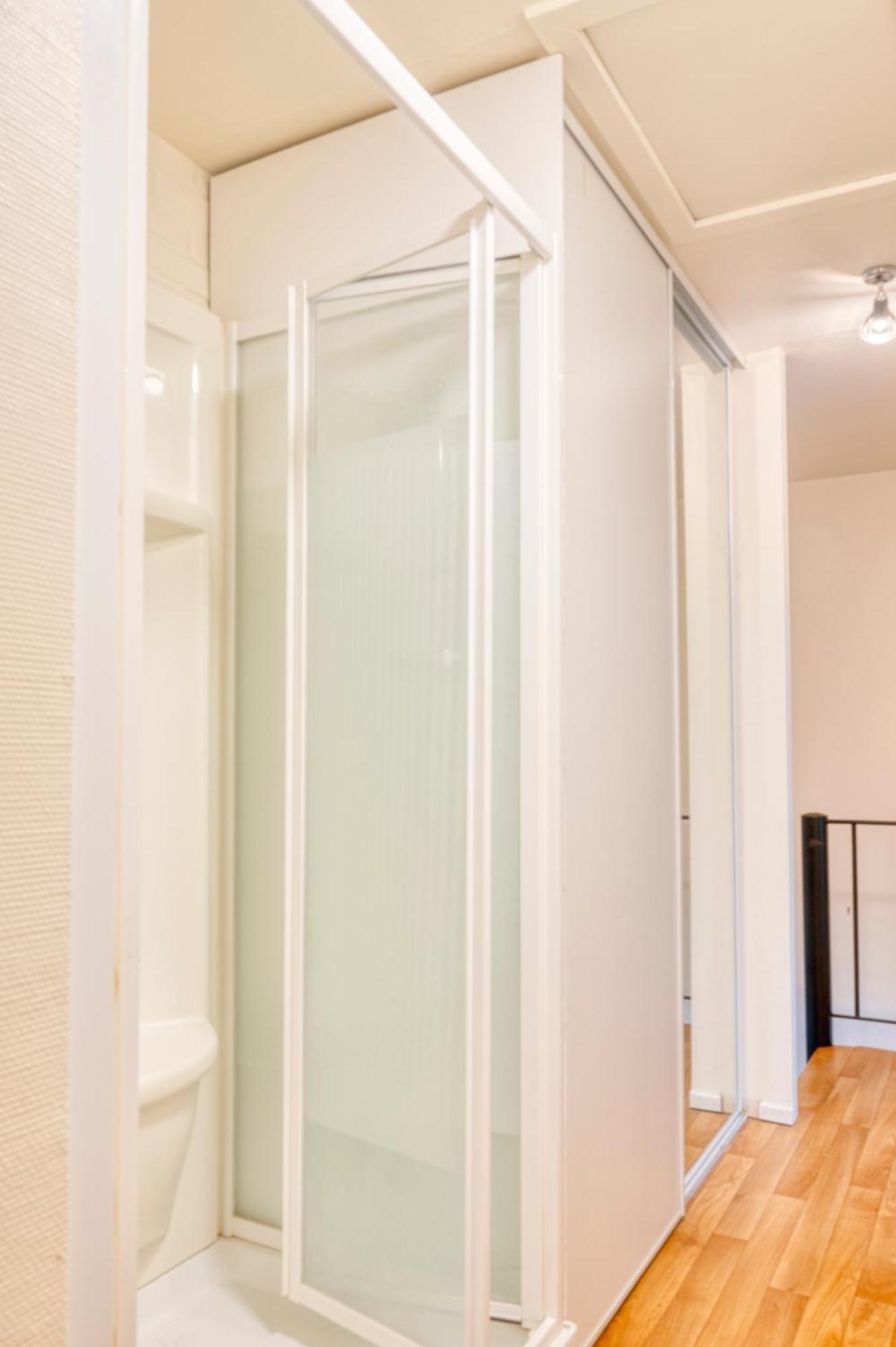 Spacious Duplex With Beautiful View Near The Sea コクセッド エクステリア 写真