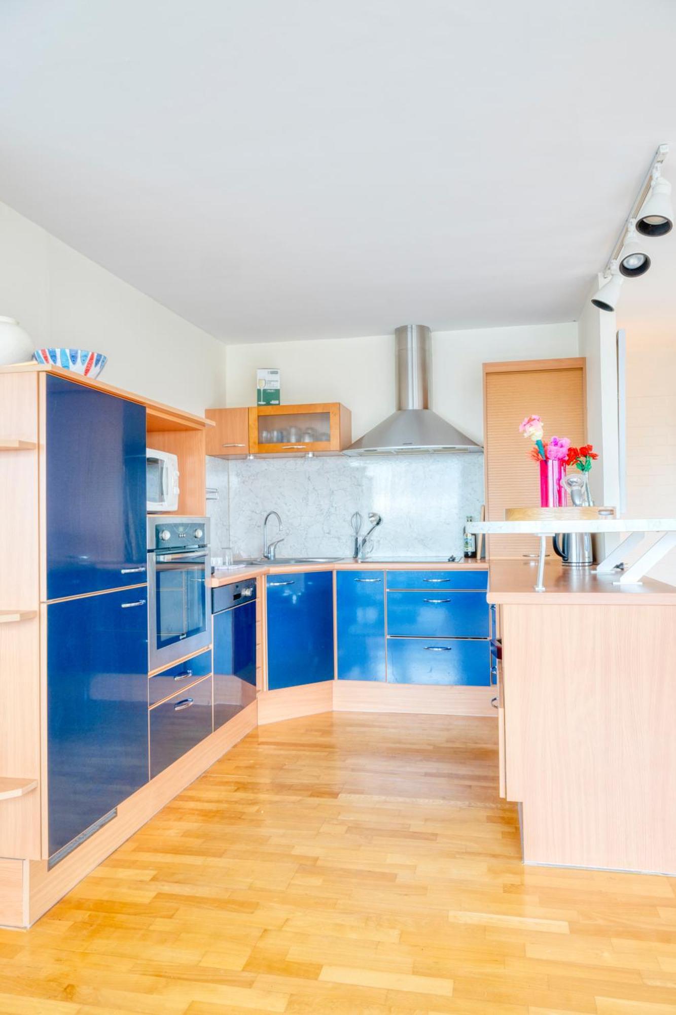 Spacious Duplex With Beautiful View Near The Sea コクセッド エクステリア 写真